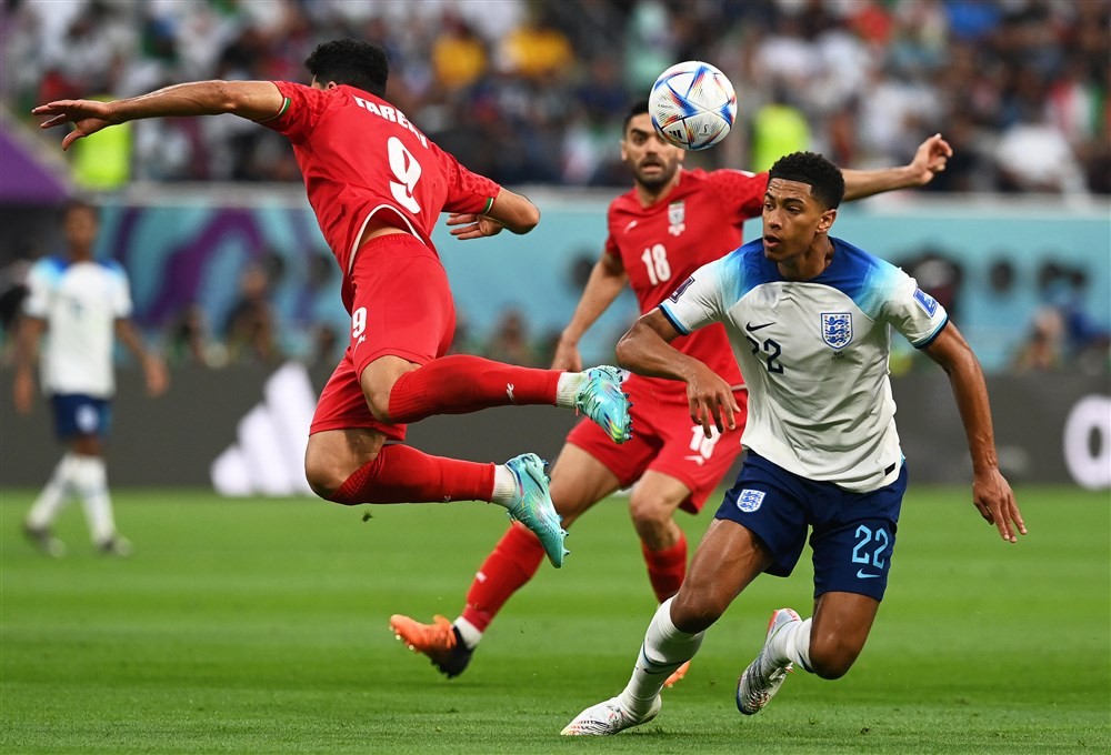 首尔外援后卫亚赞：能够限制住费利佩并不是我一个人的功劳